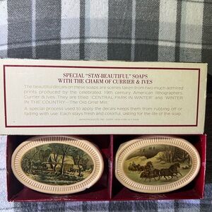 Vintage 70s Avon 1876 Winterscapes Fragranced SpecialOccasion Soap Bar Decor NOS